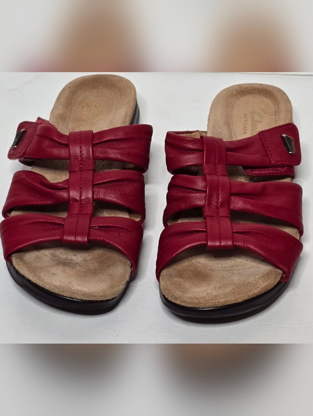 Clarks Women's Kitly Slide Sandal Cherry Red Leather Size 8